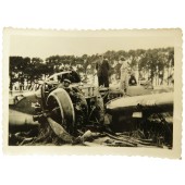 Фото подбитого немцами британского бомбардировщика